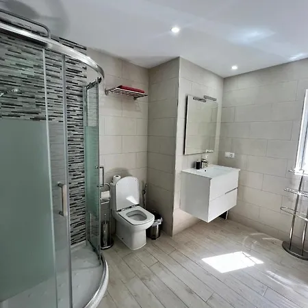Cristianos || Apartament *