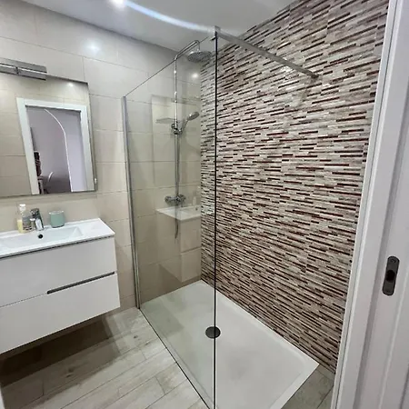 Cristianos || Apartament *